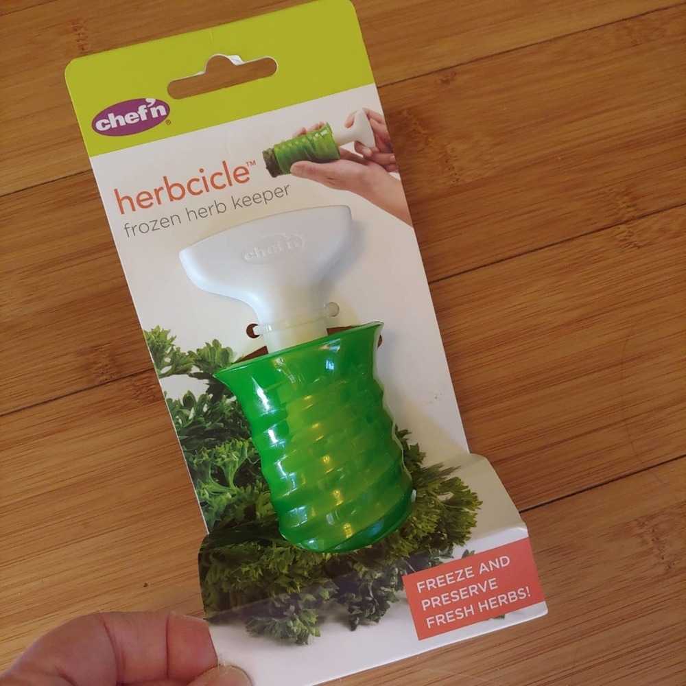 Herbcicle Frozen Herb Keeper, NWT